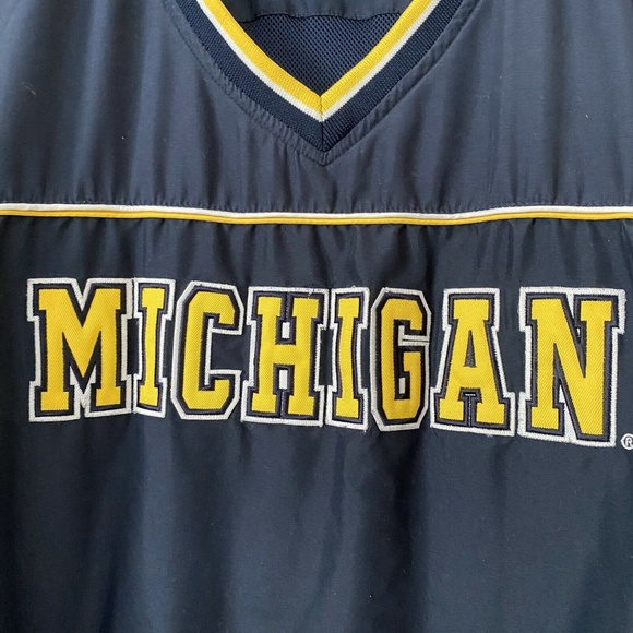 Colosseum Athletic Michigan Wolverines Windbreaker - Picture 2 of 8